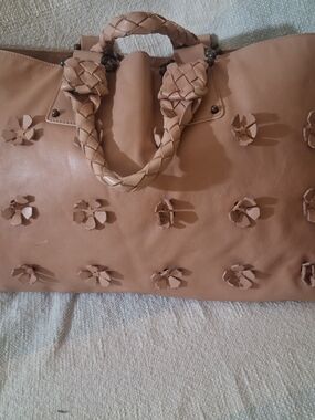 : Vintage Falor Italia Le Borse Woven Leather Tote - Blush Floral Appliqué